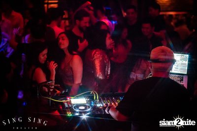 BLING IT กับ Bangkok Invaders ที่ ซิง ซิง เธียเตอร์ — photo 30