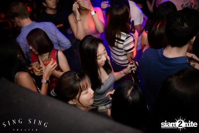BLING IT กับ Bangkok Invaders ที่ ซิง ซิง เธียเตอร์ — photo 44