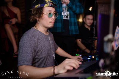 BLING IT กับ Bangkok Invaders ที่ ซิง ซิง เธียเตอร์ — photo 74