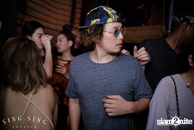 BLING IT กับ Bangkok Invaders ที่ ซิง ซิง เธียเตอร์ — photo 106
