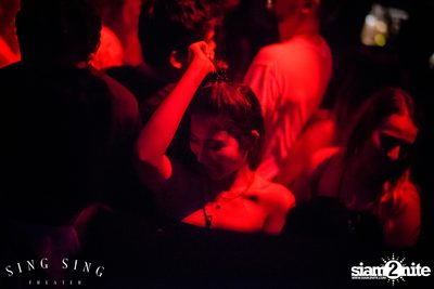 BLING IT กับ Bangkok Invaders ที่ ซิง ซิง เธียเตอร์ — photo 113