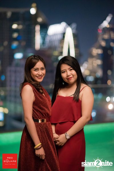 Ladies Night Launch Party ที่ เรดสแควร์ รูฟท็อป บาร์ — photo 65