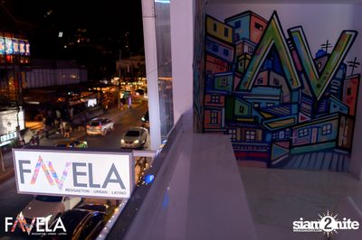 Friday Night at Favela Thonglor — photo 9
