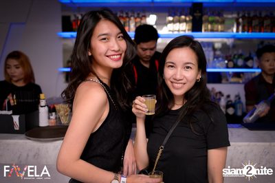 Friday Night at Favela Thonglor — photo 16
