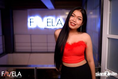 Friday Night at Favela Thonglor — photo 53