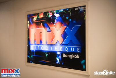 Hot Pants Meets Stilettos Party at MIXX Bangkok — photo 2