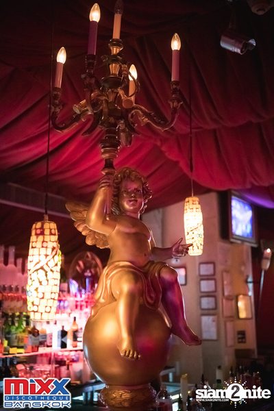 Hot Pants Meets Stilettos Party at MIXX Bangkok — photo 7