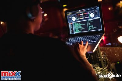 Hot Pants Meets Stilettos Party at MIXX Bangkok — photo 26