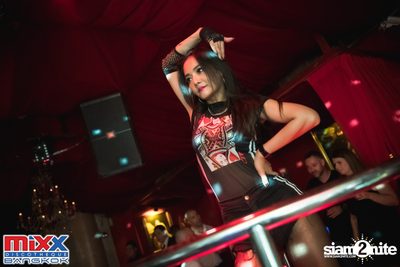 Hot Pants Meets Stilettos Party at MIXX Bangkok — photo 91