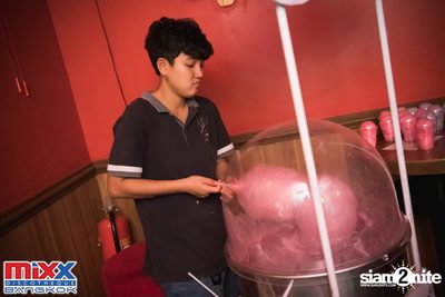 Hot Pants Meets Stilettos Party at MIXX Bangkok — photo 95