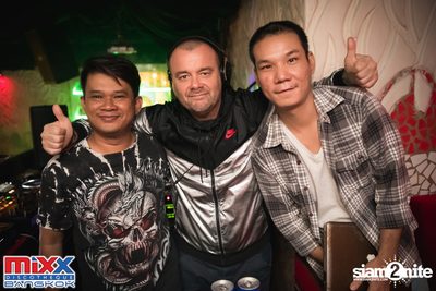 Hot Pants Meets Stilettos Party at MIXX Bangkok — photo 98