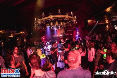 Hot Pants Meets Stilettos Party at MIXX Bangkok — photo 99