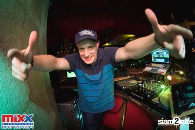 Hot Pants Meets Stilettos Party at MIXX Bangkok — photo 105
