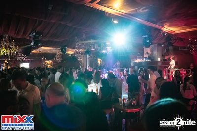 Hot Pants Meets Stilettos Party at MIXX Bangkok — photo 108