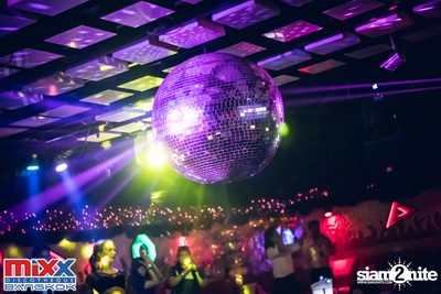 Hot Pants Meets Stilettos Party at MIXX Bangkok — photo 138