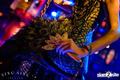 BLING IT กับ Bangkok Invaders ที่ ซิง ซิง เธียเตอร์ — photo 5