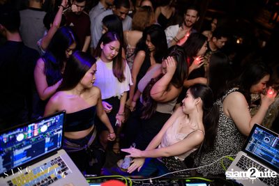 BLING IT กับ Bangkok Invaders ที่ ซิง ซิง เธียเตอร์ — photo 41