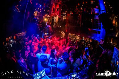 BLING IT กับ Bangkok Invaders ที่ ซิง ซิง เธียเตอร์ — photo 59