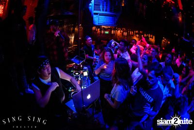BLING IT กับ Bangkok Invaders ที่ ซิง ซิง เธียเตอร์ — photo 87