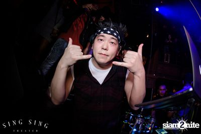 BLING IT กับ Bangkok Invaders ที่ ซิง ซิง เธียเตอร์ — photo 88