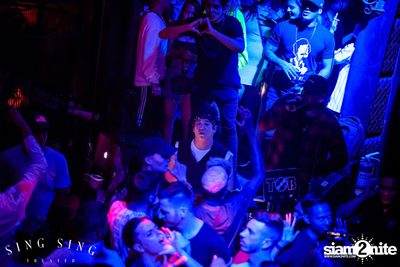 BLING IT กับ Bangkok Invaders ที่ ซิง ซิง เธียเตอร์ — photo 94