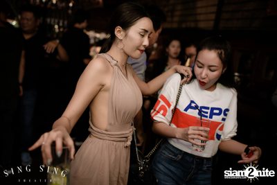 BLING IT กับ Bangkok Invaders ที่ ซิง ซิง เธียเตอร์ — photo 114