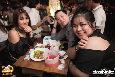 Whatcharawale x Ake Surachet at 20Something Bar — photo 7