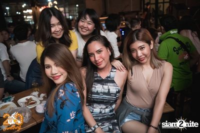 Whatcharawale x Ake Surachet at 20Something Bar — photo 11