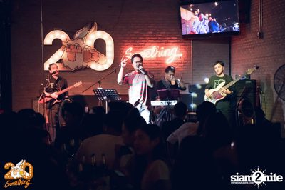 Whatcharawale x Ake Surachet at 20Something Bar — photo 25