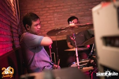 Whatcharawale x Ake Surachet at 20Something Bar — photo 66