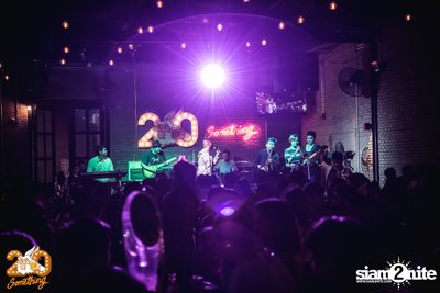 Whatcharawale x Ake Surachet at 20Something Bar — photo 97
