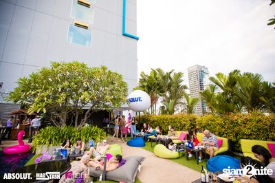 Splash Pool Party at SPLASH at Aloft — photo 28