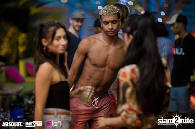 Splash Pool Party at SPLASH at Aloft — photo 63