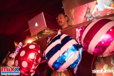 Sugar n Cream at MIXX Bangkok — photo 32