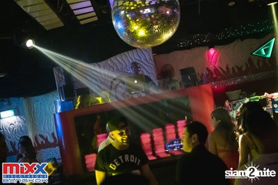 Sugar n Cream at MIXX Bangkok — photo 61