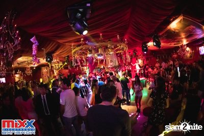 Sugar n Cream at MIXX Bangkok — photo 73