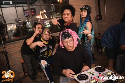 Dome Pakorn Lam at 20Something Bar — photo 29