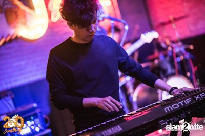 Dome Pakorn Lam at 20Something Bar — photo 33
