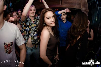 BLING IT กับ Bangkok Invaders ที่ ซิง ซิง เธียเตอร์ — photo 77