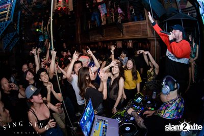 BLING IT กับ Bangkok Invaders ที่ ซิง ซิง เธียเตอร์ — photo 81