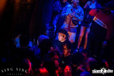 BLING IT กับ Bangkok Invaders ที่ ซิง ซิง เธียเตอร์ — photo 94