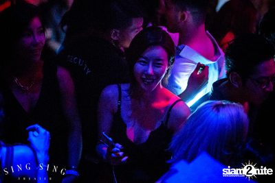 BLING IT กับ Bangkok Invaders ที่ ซิง ซิง เธียเตอร์ — photo 95