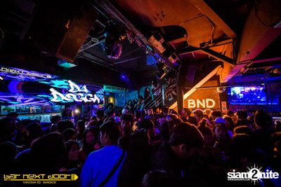 YUPP!! Network กับ HIGHHOT × LAZYLOXY × OG-ANIC ที่ บาร์ เน็กซ์ ดอร์ — photo 6
