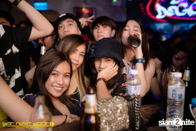 YUPP!! Network กับ HIGHHOT × LAZYLOXY × OG-ANIC ที่ บาร์ เน็กซ์ ดอร์ — photo 13