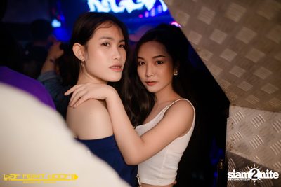 YUPP!! Network กับ HIGHHOT × LAZYLOXY × OG-ANIC ที่ บาร์ เน็กซ์ ดอร์ — photo 14