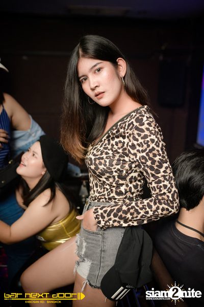 YUPP!! Network กับ HIGHHOT × LAZYLOXY × OG-ANIC ที่ บาร์ เน็กซ์ ดอร์ — photo 40