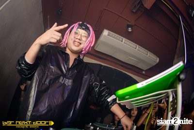 YUPP!! Network กับ HIGHHOT × LAZYLOXY × OG-ANIC ที่ บาร์ เน็กซ์ ดอร์ — photo 48