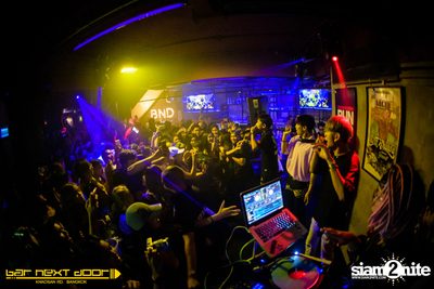 YUPP!! Network กับ HIGHHOT × LAZYLOXY × OG-ANIC ที่ บาร์ เน็กซ์ ดอร์ — photo 56