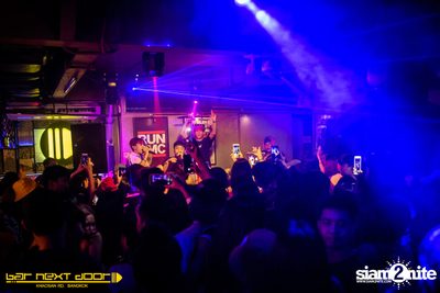 YUPP!! Network กับ HIGHHOT × LAZYLOXY × OG-ANIC ที่ บาร์ เน็กซ์ ดอร์ — photo 60
