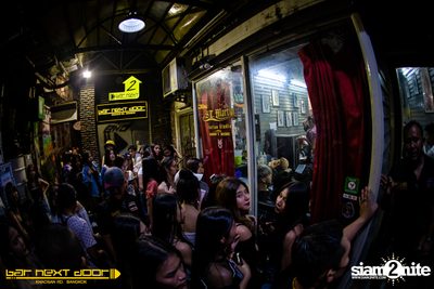 YUPP!! Network กับ HIGHHOT × LAZYLOXY × OG-ANIC ที่ บาร์ เน็กซ์ ดอร์ — photo 105